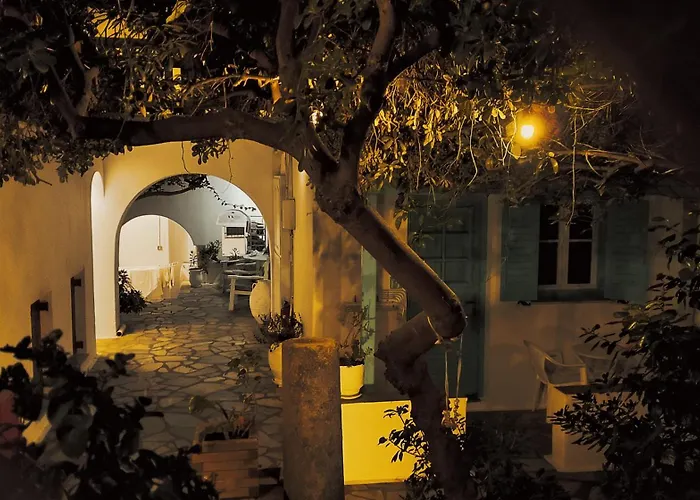 爱琴海村酒店 2*