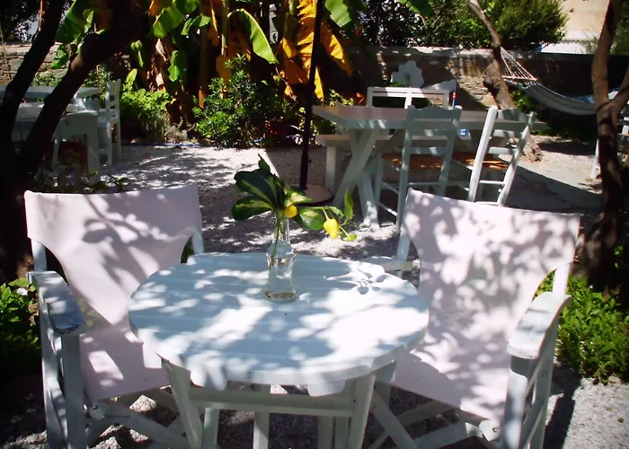 爱琴海村酒店 2*