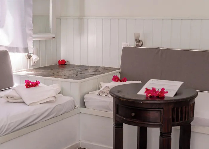 公寓式酒店 爱琴海村酒店 2*