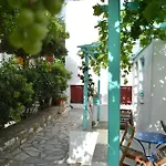 Ξενοδοχείο με διαμερίσματα Aegean Village 2*