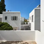 מלון דירות Aegean Village 2*