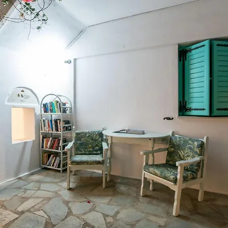 Aparthotel Aegean Village 2*