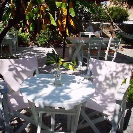 爱琴海村酒店 2*