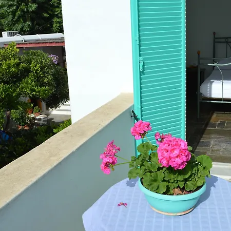 Aegean Village Ξενοδοχείο με διαμερίσματα 2*