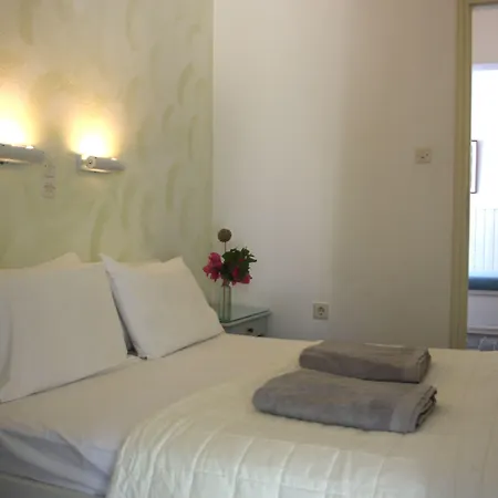 爱琴海村酒店 2*