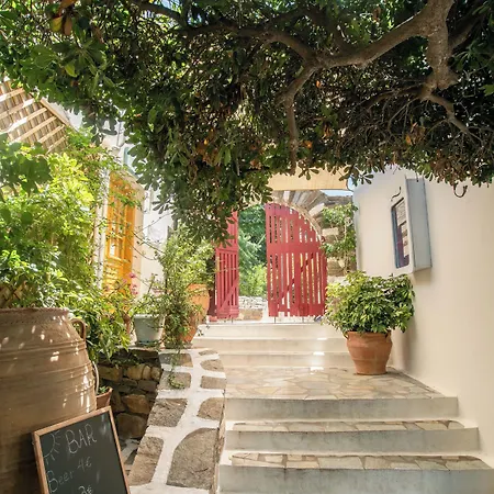 Aegean Village מלון דירות 2*