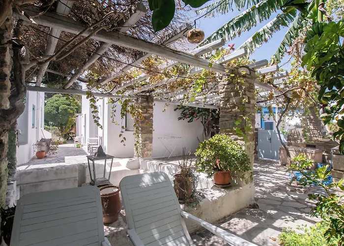 Ξενοδοχείο με διαμερίσματα Aegean Village 2*